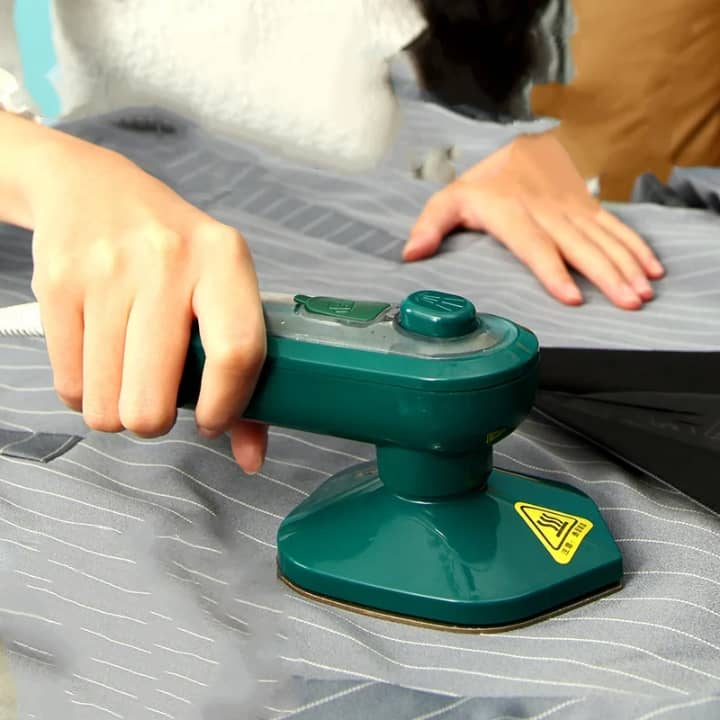 Mini fer à repasser